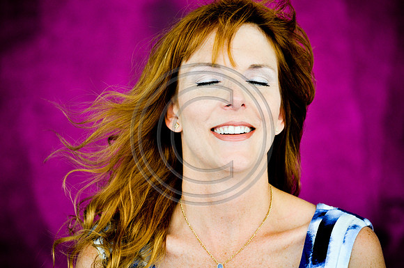 Tracey_aZoomLens-1027.jpg