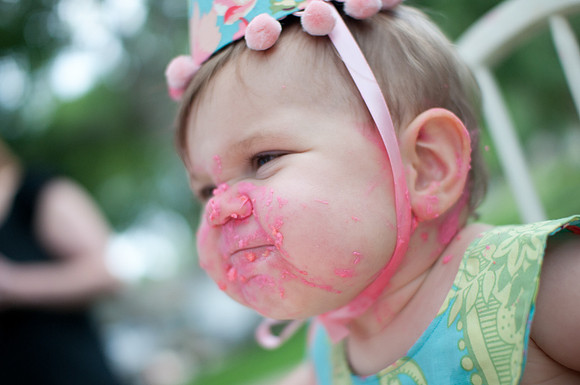 party_ava1yr-1164
