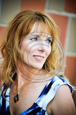 Tracey_aZoomLens-1046.jpg