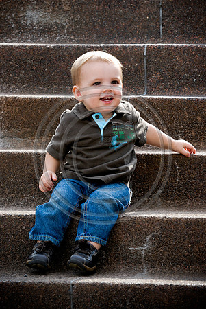Aidan_DeVries_1yr-1013.jpg
